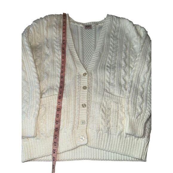 Vintage Carriage Court Sport White Chunky Oversized Cable Knit V-neck Cardigan - Picture 9 of 10